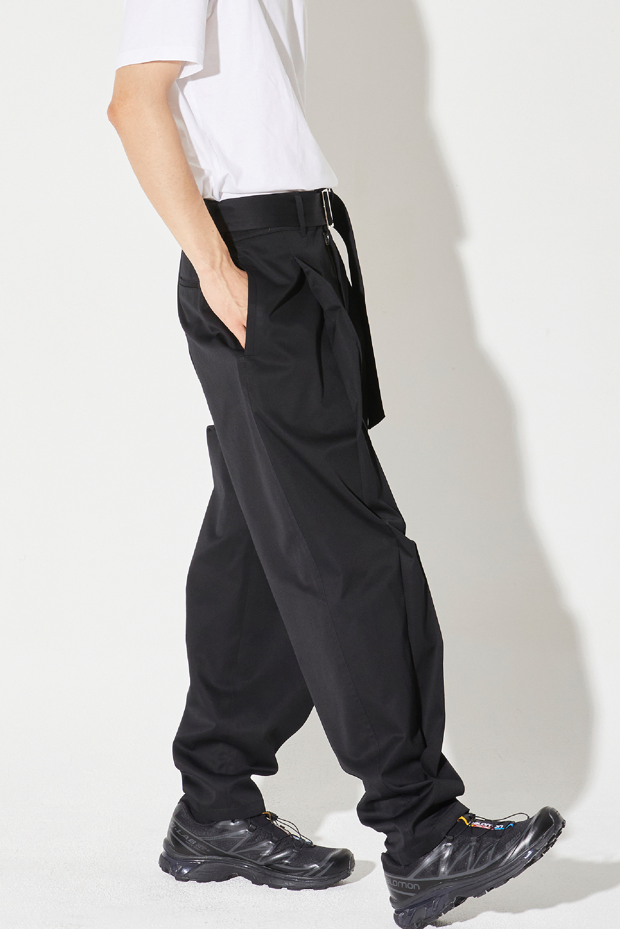 P014 / Structural Tapered Long Pants (Black)